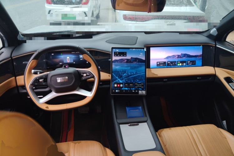 Used Geely Galaxy L7 2024 1.5T 115 km Starship Dragon Edition Center Console