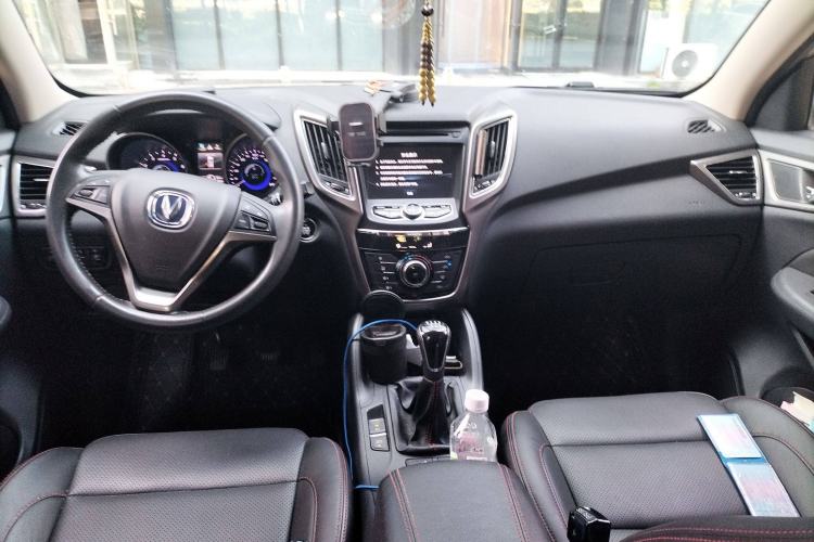 Used CHANGAN CS75 2016 2.0L Manual Leading Version China V Standard

