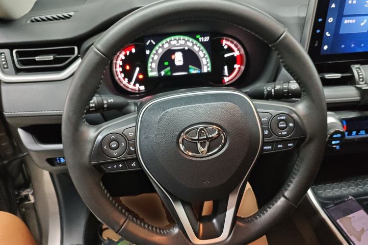 Used Toyota RAV4 2022 2.0L CVT Two-Wheel Drive Fashion Plus Edition
