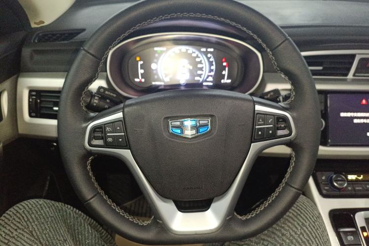 Used Geely Auto Emgrand X7 Sport 2018 1.8TD Automatic Two-Wheel Drive Smart Connect 4G Internet Edition