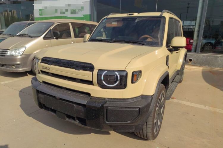 Used iCAR V27 2026 Model 200KM Four-Wheel Drive Falcon 700