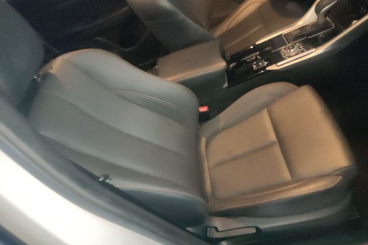 Used Mitsubishi Eclipse Cross 2021 1.5T CVT Two-Wheel Drive Belief Edition Right Front Seat