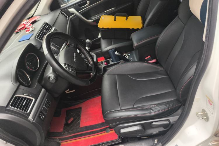 Used Haval M6 2017 1.5T Manual Two-Wheel Drive Elite Model Left Front Seat
