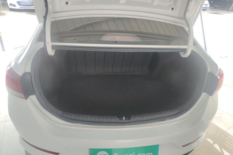 Used Hyundai Verna (new generation) 2016 1.4L Automatic Cool Edition GLS Trunk