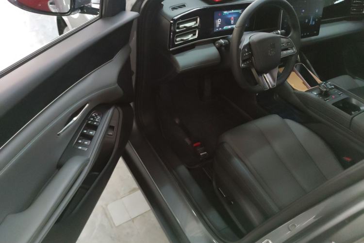 Used BYD Qin L 2024 DM-i 120KM Leading Model