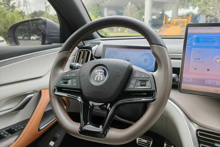 Used BYD Song Pro New Energy 2022 DM-i 110km Flagship Pro Model Interior 2