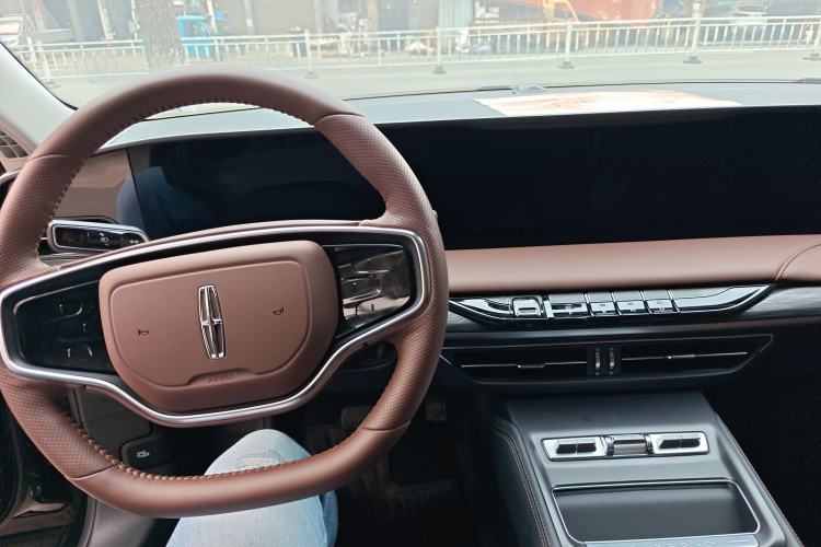 Used Lincoln Z 2025 2.0T Prestige Hybrid Edition