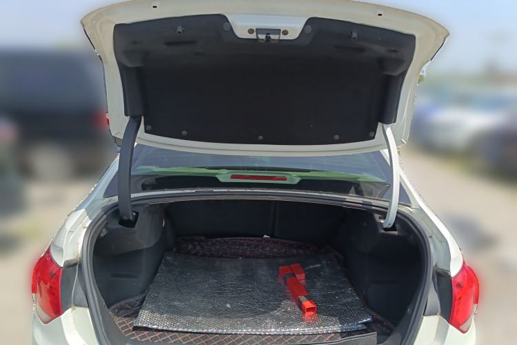 Used Citroen C4L 2015 1.8L Manual Leading Edition Trunk