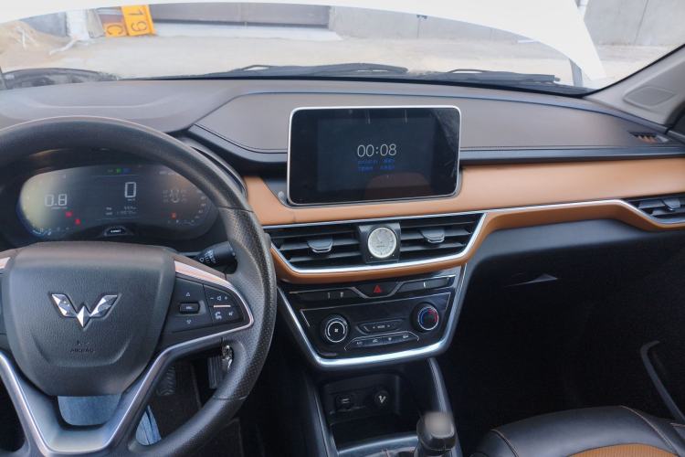 Used Wuling Hongguang S3 2018 1.5L Manual Luxury Model China V Standard Center Console