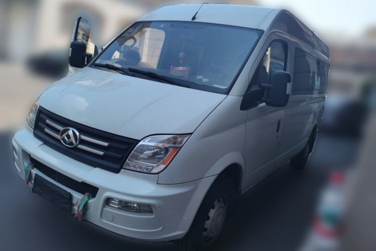 Used SAIC MAXUS Xintu V80 2023 2.0T Manual Classic Aoyuntong Long Wheelbase Mid-Height 6/7/8/9-Seater