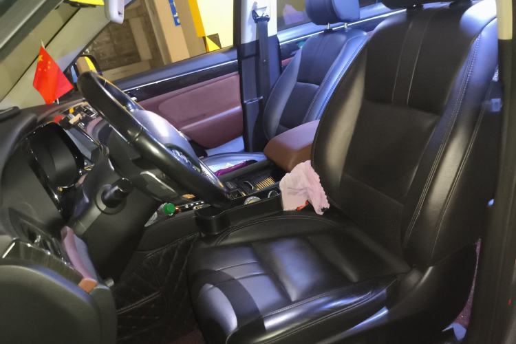 Used GAC Trumpchi GS8 2017 320T Two-Wheel Drive Luxury Smart Connectivity Version (7 Seats)