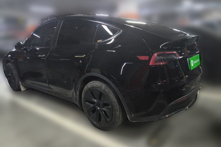 Used Tesla Model Y 2023 Long-Range All-Wheel-Drive Version
