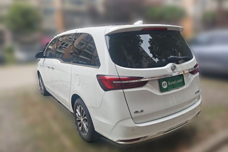 Used Buick GL8 2023 Facelifted Land Cruiser Executive Luxury Version