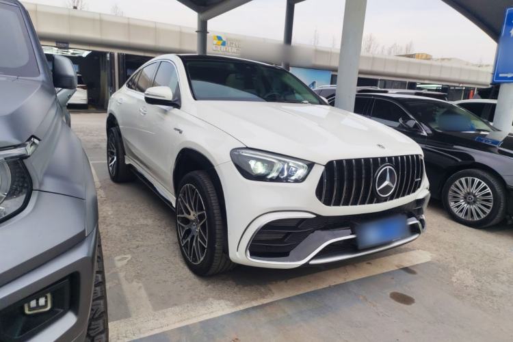 Used Mercedes-Benz GLE 2022 Refreshed GLE 350 4MATIC Coupe SUV Luxury Edition Front Right 45 Deg