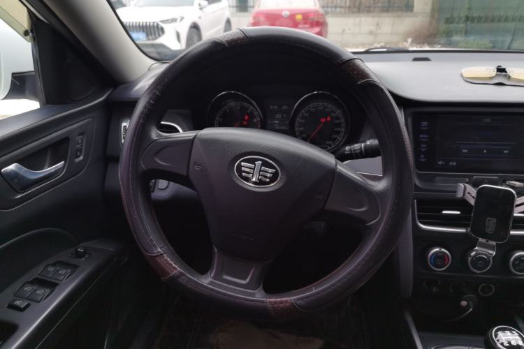 Used Bestune B30 2016 1.6L manual Comfort trim level