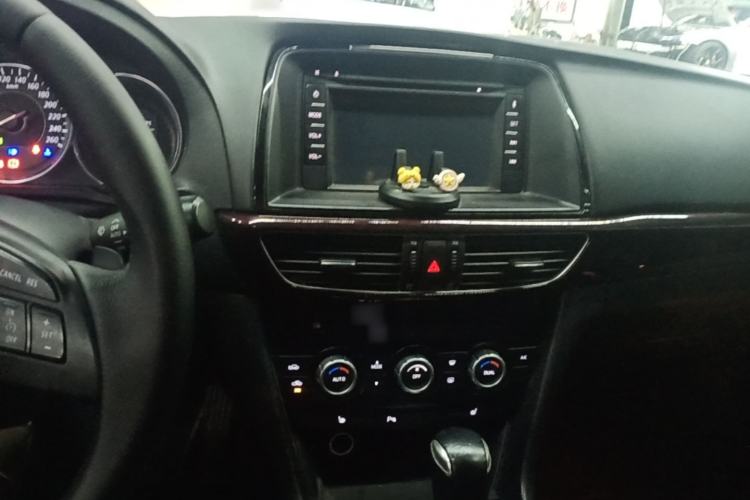 Used Mazda Atenza 2014 2.5L Blue Sky Prestige Edition
