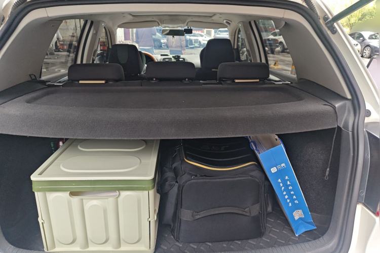 Used Volkswagen Golf 2012 1.6L Automatic Comfort Model Trunk