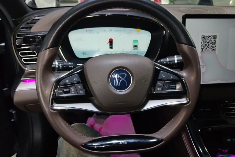 Used BYD Han 2022 DM-i 121KM Prestige Model
