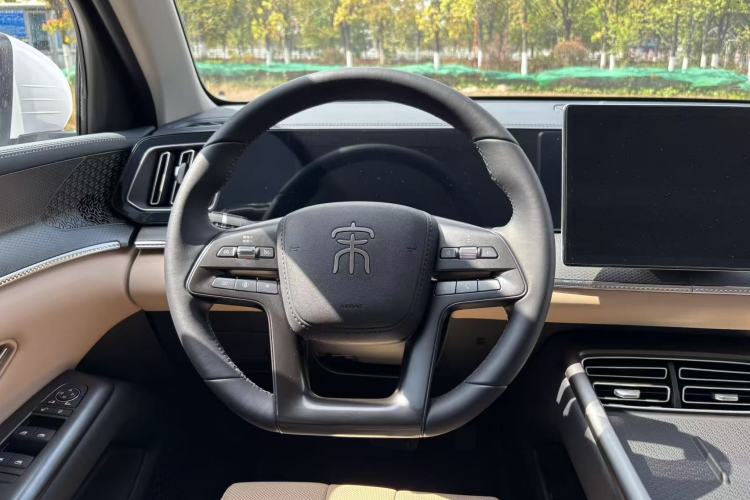 Used BYD Song Pro New Energy 2025 Second-Generation DM-i 75KM Leading Edition Interior 6