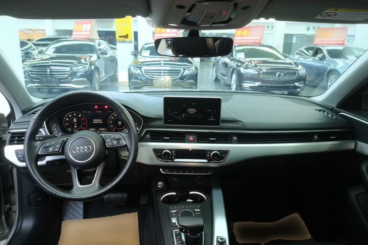 Used Audi A4L 2019 40 TFSI Fashion Edition China VI Emission Standard