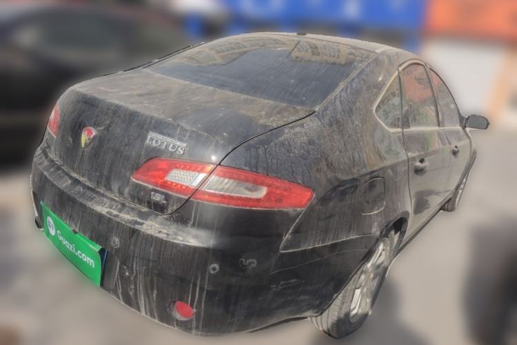 Used Lotus L5 2011 Sedan 1.6L Manual Fashion Edition