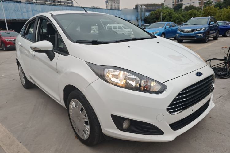 Used Ford Fiesta 2013 Sedan 1.5L Manual Fashion Edition