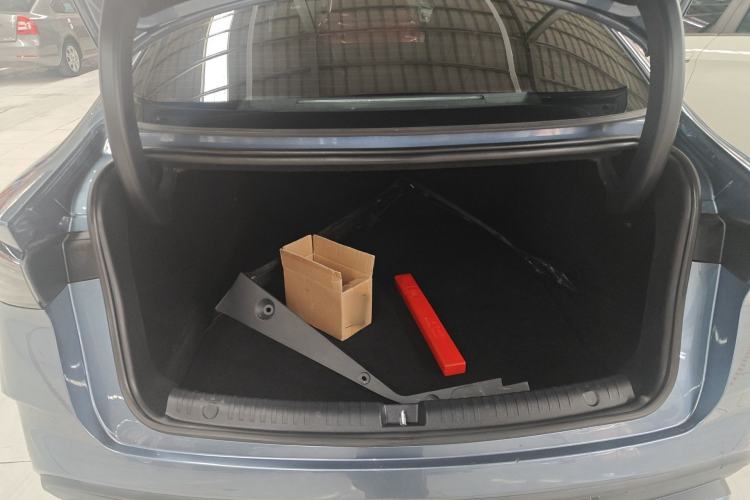 Used BYD Seal 06 New Energy 2024 DM-i 120KM Luxury Model Trunk