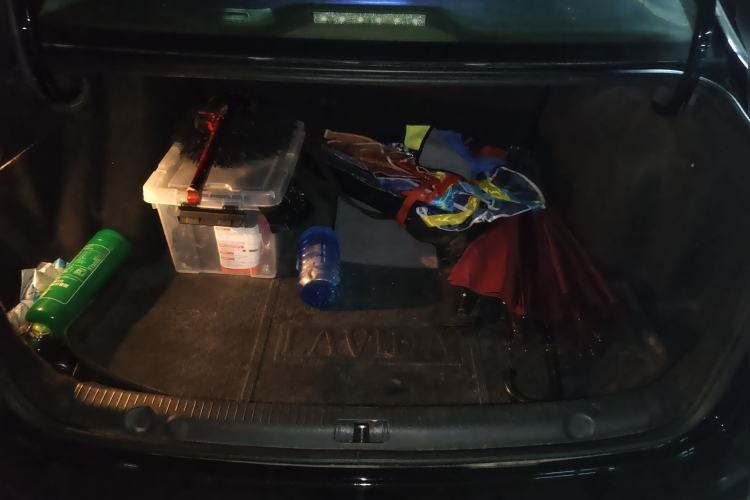 Used Volkswagen Lavida 2015 1.6L Automatic Comfort Edition Trunk