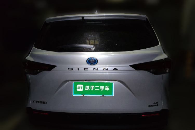 Used Toyota SIENNA 2023 2.5L Hybrid Comfort Edition Rear