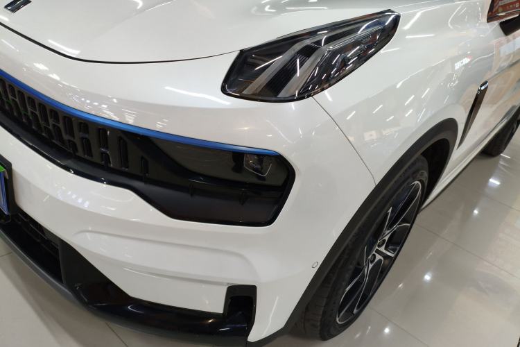 Used Lynk & Co 05 2020 2.0TD Two-Wheel Drive Shine Halo
