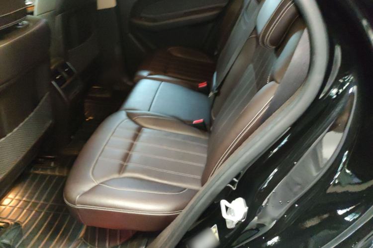 Used Mercedes-Benz GLE 2017 GLE 320 4MATIC Dynamic Model Left Rear Seat