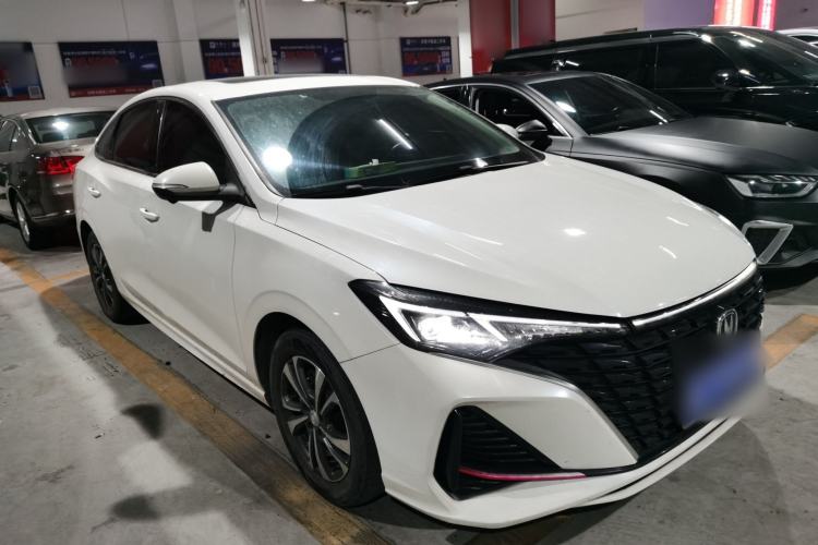 Used CHANGAN Eado 2022 PLUS Blue Whale NE 1.4T GDI DCT Prestige Edition Front Right 45 Deg