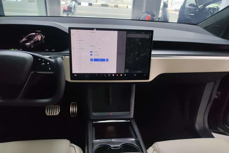 Used Tesla Model X 2023 Three-Motor All-Wheel-Drive Plaid Version