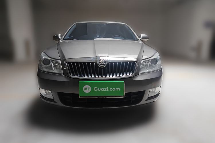 Used Skoda Octavia 2015 Classic Model 1.6L Manual Eado Version
