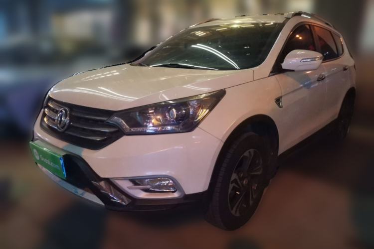 Used Dongfeng Aeolus AX7 2016 2.0L Automatic Zhiyue Trim