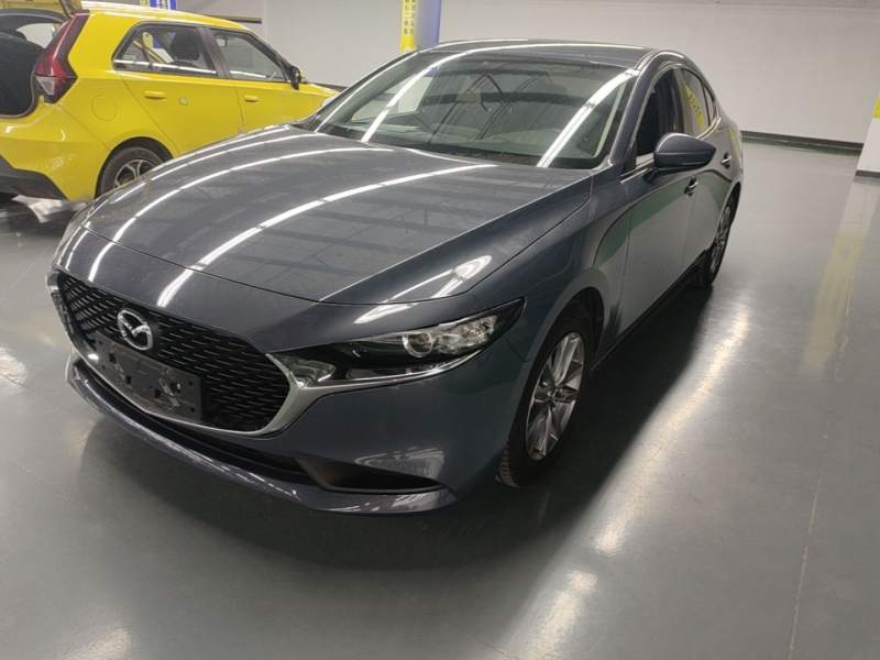 Used Mazda 3 Axela 2023 2.0L Automatic Zhiqing Edition — 1