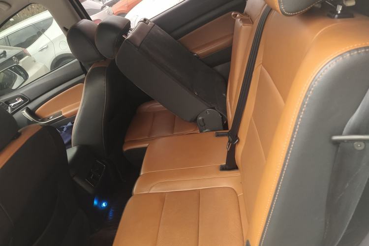 Used Oshan CX70 2017 CX70T 1.5T Automatic Luxury Edition