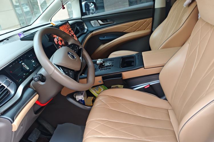 Used Denza D9 2022 DM-i 970 Four-Wheel Drive Flagship Model