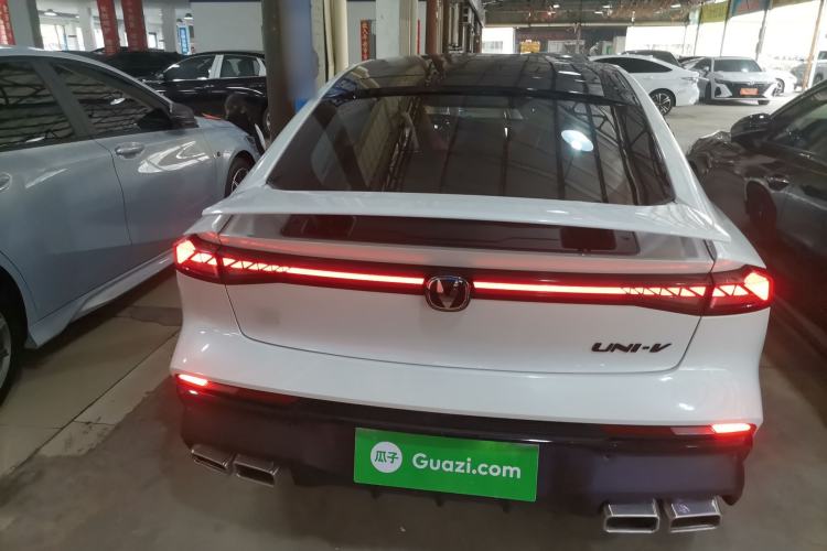 Used CHANGAN UNI-V 2024 1.5T Prestige Sport Edition
