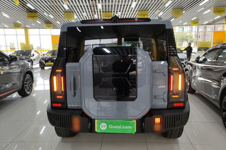 Used JETOUR Traveler 2023 2.0T All-Wheel Drive CrossPRO+