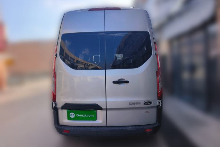 Used Ford Transit 2017 2.0T Diesel Multi-Purpose Commercial Vehicle Mid-Drive Mid-Roof China IV Standard
