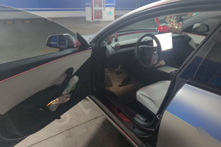 Used Tesla Model 3 2023 Rear-Wheel-Drive Version