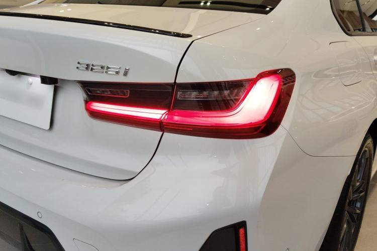 Used BMW 3 Series 2023 325i M Sport Night Edition Package Right Rear Taillight