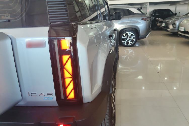 Used iCAR 03 2024 501km Four-wheel Drive Long-Range Advanced Version
