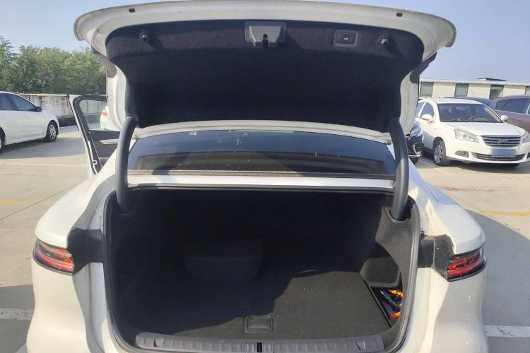 Used VOYAH PASSION 2024 PHEV Four-Wheel Drive Ultra-Long Range Executive Edition