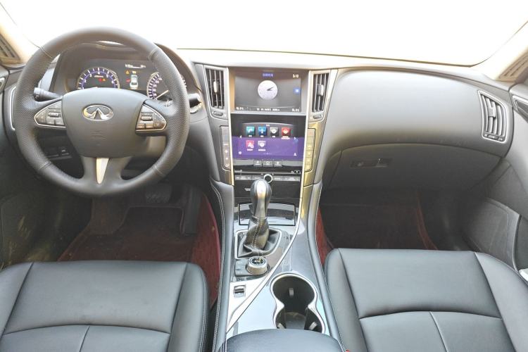 Used Infiniti Q50L 2016 2.0T Comfort Edition
