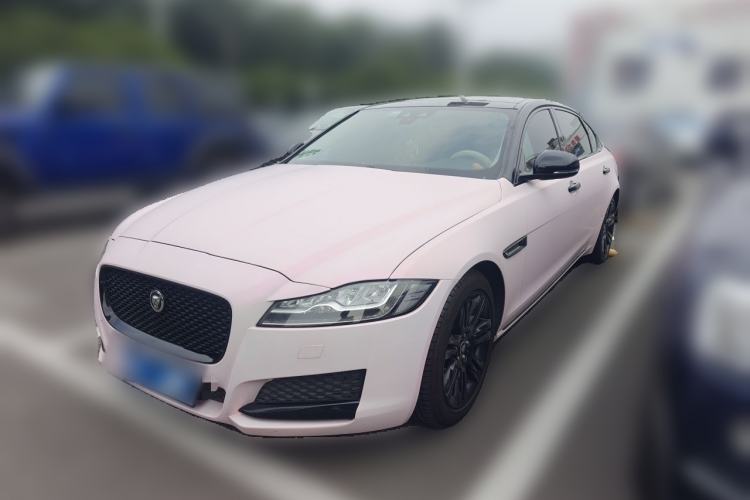 Used Jaguar XFL 2018 XFL 2.0T 250 PS Luxury Edition Guazi used car, China used car export, Used car for sale, Used Jaguar cars, Cheapest cars for sale