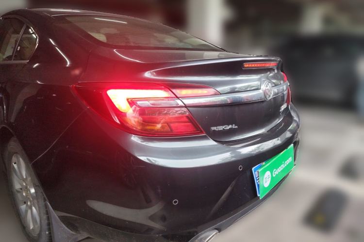 Used Buick Regal 2014 2.0L Leading Fashion Edition Exterior 2