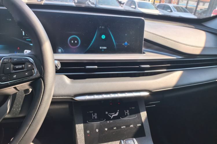 Used Chery Tiggo 8 PLUS 2021 290TGDI DCT Haoting Edition Audio And AC Panel