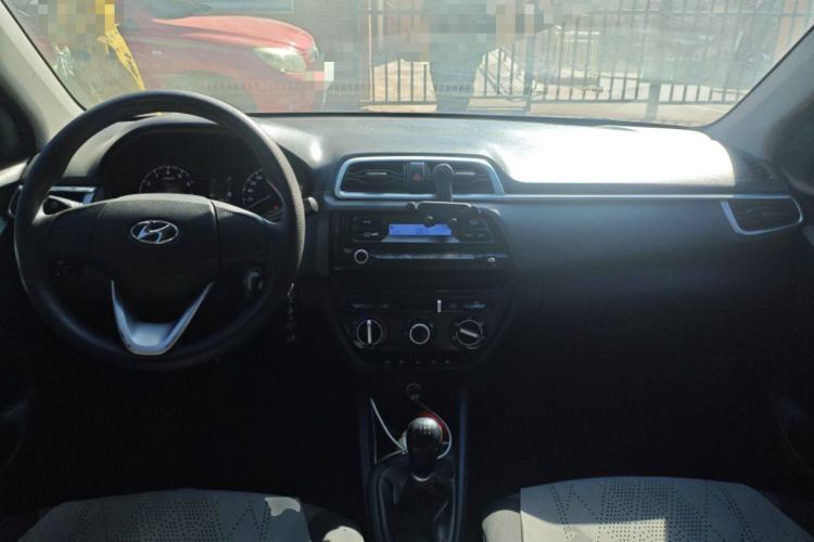 Used Hyundai Verna (older generation) 2017 1.4L Manual Refreshed Version China VI Standard